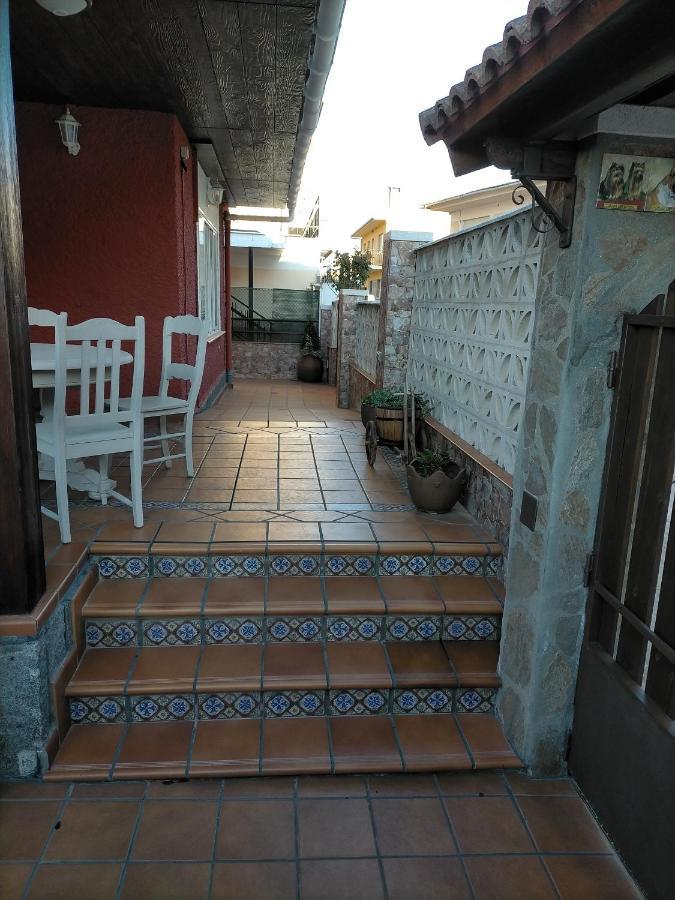 Вилла La Casita De Lola Сотильо-де-ла-Адрада Экстерьер фото